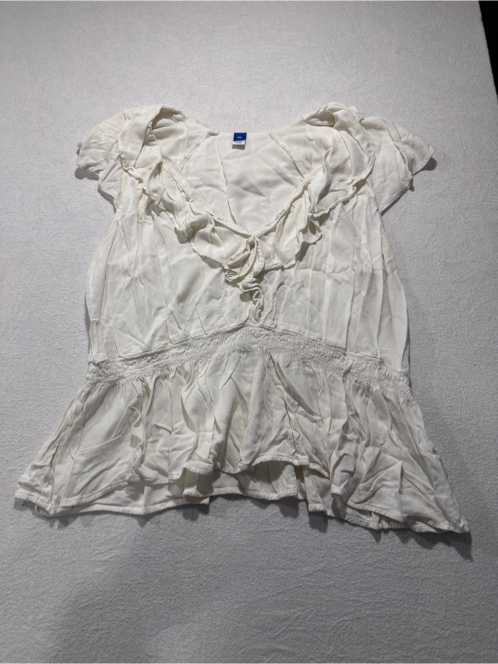 Old Navy Creme Ruffle V-Neck Peasant Blouse